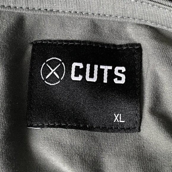 Cuts Sage Green Whale Print AO Curve Hem Short Sleeve Tee- 47024 - Picture 15 of 15